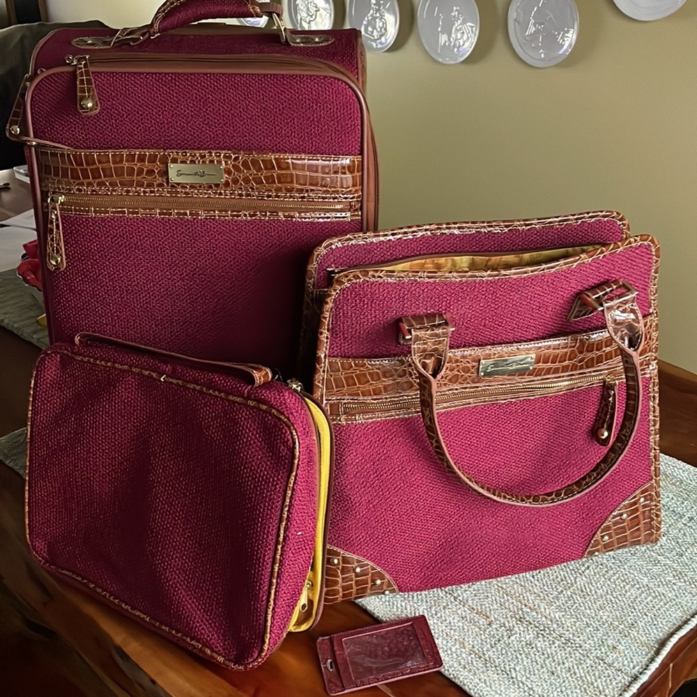 7 piece weekender luggage set Samantha Brown